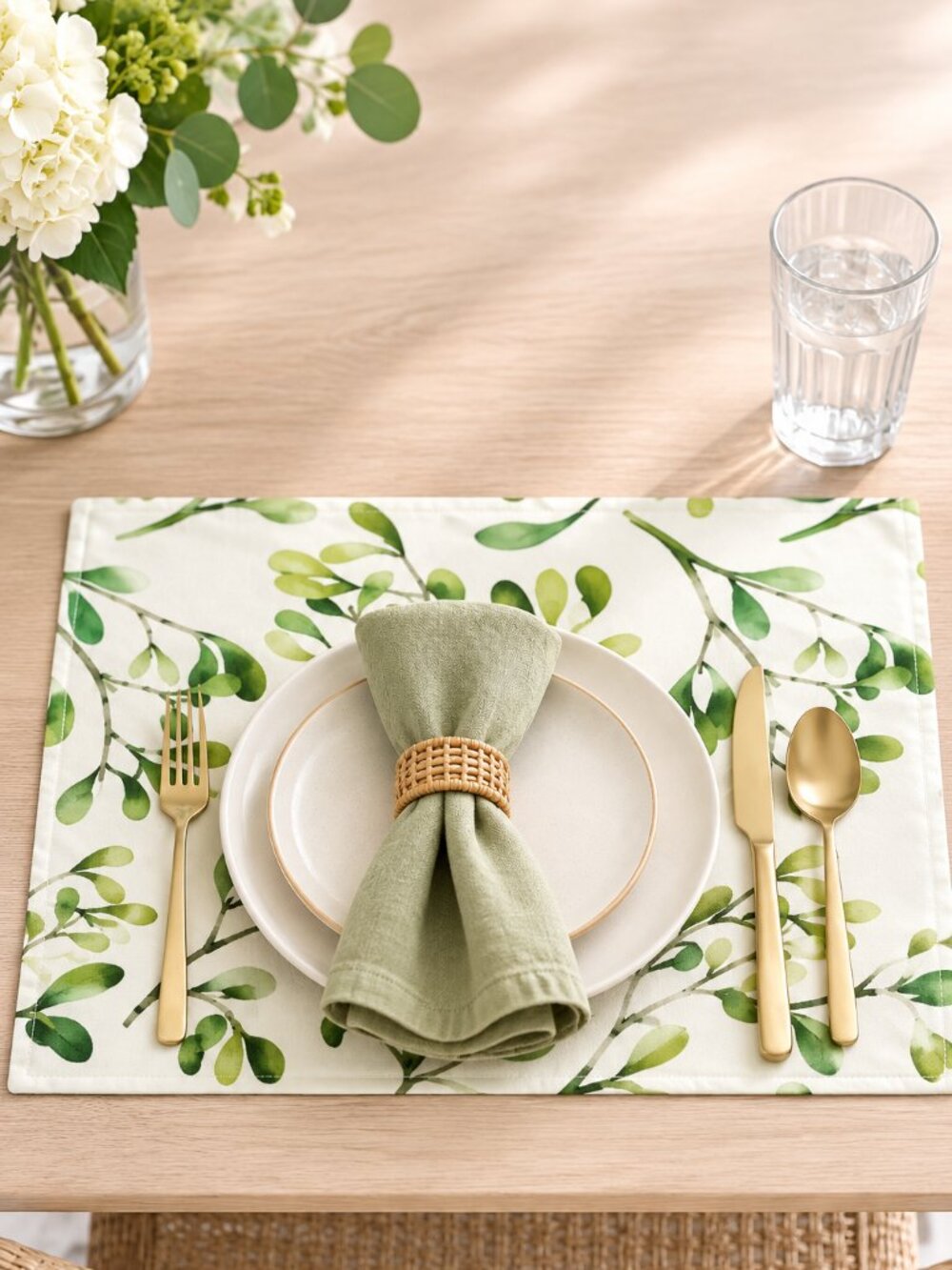 Green Floral Botanical Poly Twill Placemats Set of 4 12x17 Table Linens NWT - Picture 1 of 2